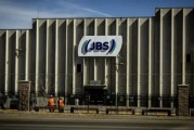问事摇卦陷入丑闻的巴西肉类巨头JBS在美上市 首日开盘报13.65美元